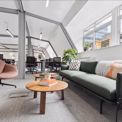 22-24 Glenthorne Road, Hammersmith Image 2