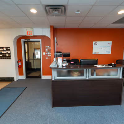 24 Veterans Sq, Media Image 12