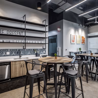 12848 Queensbury Ln, Houston Image 10