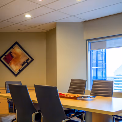 10060 Jasper Ave, Edmonton Image 4