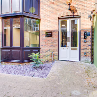 Lower Kings Road, Berkhamsted Image 20