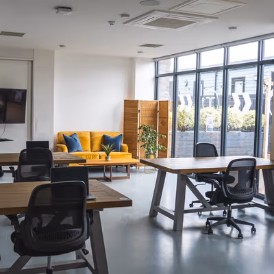 Goodsheds Lofts Hood Rd, Barry Image 6