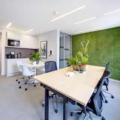 244 Vauxhall Bridge Road, Greater London Image 2