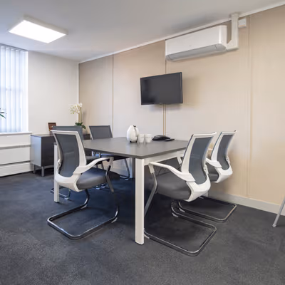 69-75 Boston Manor Road, Greater London Image 5