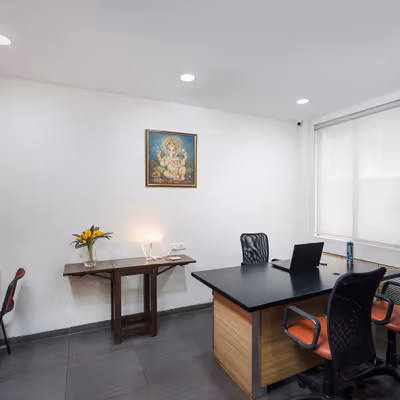 Sion Trombay Road, Mumbai Image 1