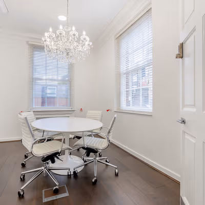 59 Grosvenor Street, London Image 5