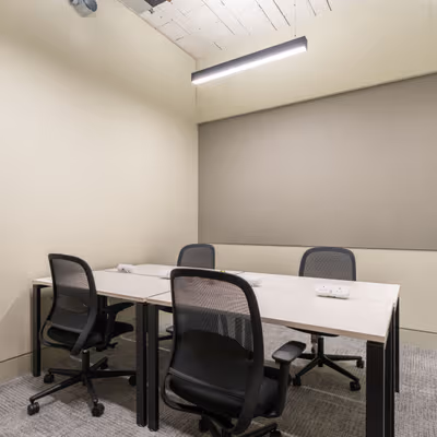 10 South Parade, Leeds Image 3