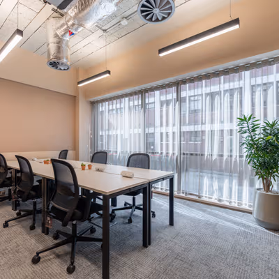 10 South Parade, Leeds Image 9
