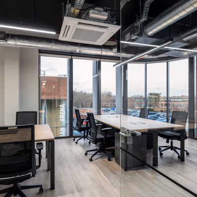 Victoria St Jubilee Square, St Albans Image 6