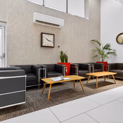 Churchill Way, Cardiff Image 2