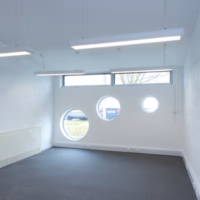 Marsh Way, Rainham Image 7