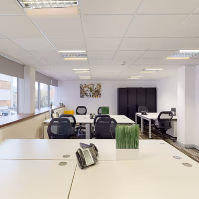 33 Cathedral Road, Pontcanna Image 2