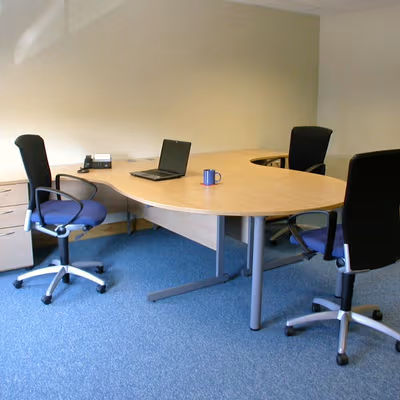 8 Hardy Close, Ashton-on-ribble Image 2