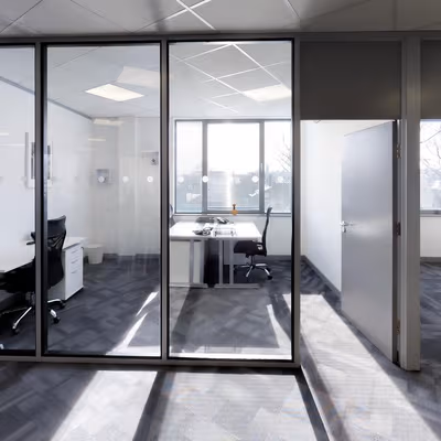 57 Putney Bridge Road, London Image 3