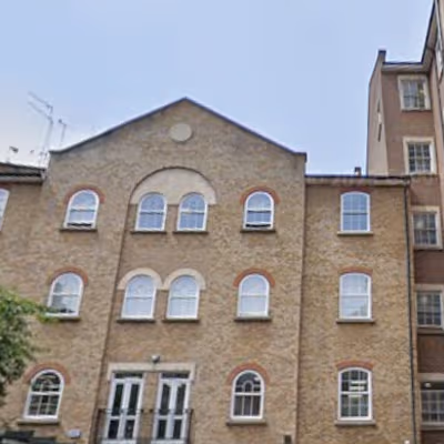 2 Bath Place, Greater London Image 8