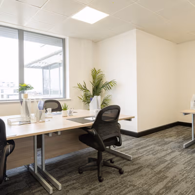 17-23 High Street, Slough Image 3