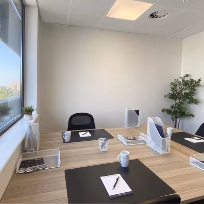 17-23 High Street, Slough Image 6