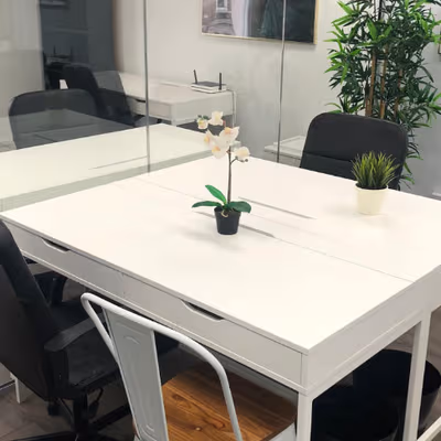 42 Westbourne Grove, Kensington Image 3