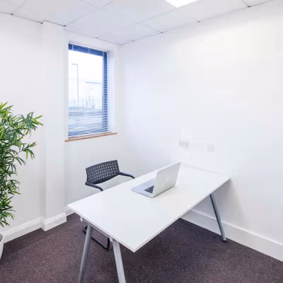 15 Neptune Court, Vanguard Way Image 2