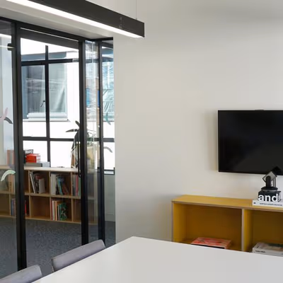1 Bourchier St, London Image 4
