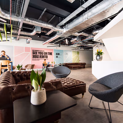 58 Wood Lane, White City Image 3