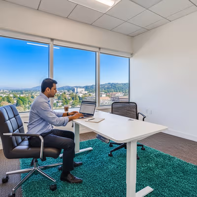 15303 Ventura Boulevard, Sherman Oaks Image 34