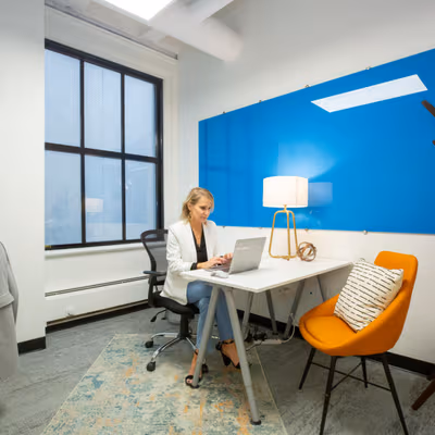 318 W Adams St, Chicago Image 1