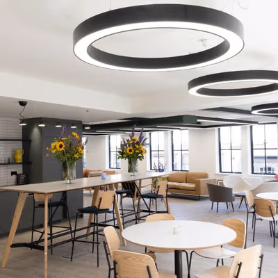 20 Queen Elizabeth Street, Greater London Image 3