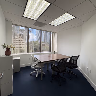 999 Brickell Ave, Miami Image 25