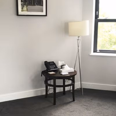 Esher High Street, Surrey Image 4