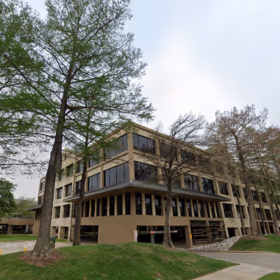 5000 Riverside Dr, Irving Image 5