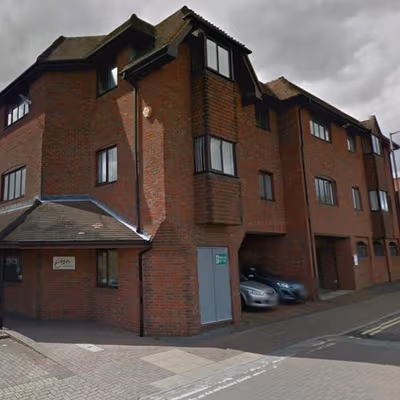 Eton Place, 64 High Street, Burnham Image 7