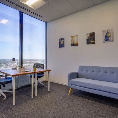 500 East Main Street, Norfolk Image 1