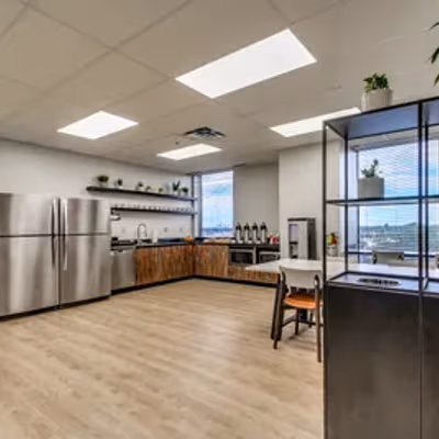 3030 Northwest Expressway, Oklahoma City Image 2