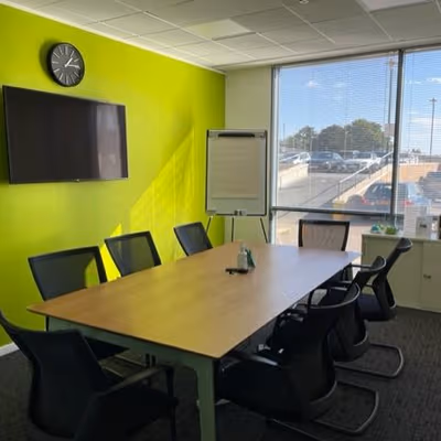 377-399 London Road, Camberley Image 3