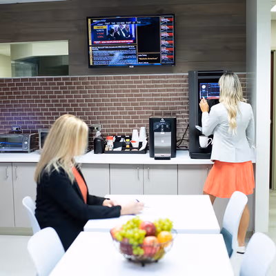 101 Lindenwood Dr, Malvern Image 15