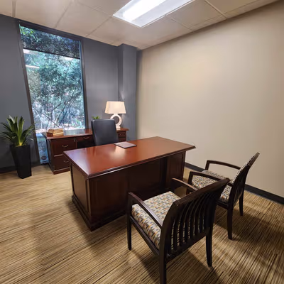 1095 Evergreen Cir, The Woodlands Image 7