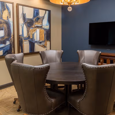 1095 Evergreen Cir, The Woodlands Image 4