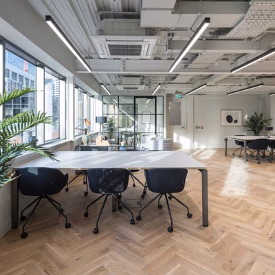 14/18 Copthall Avenue, London Image 6