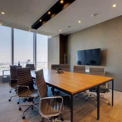 10 Gukjegeumyung-ro, Youngdeungpo-gu Image 4