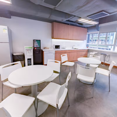 336 Kwun Tong Road Kwun Tong, Hong Kong Image 7