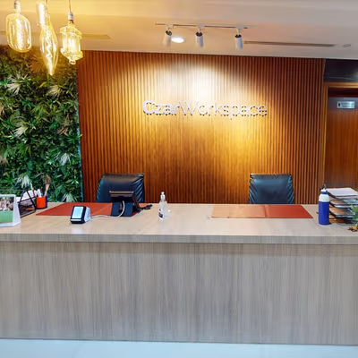 Sheikh Zayed Rd, Dubai Image 10