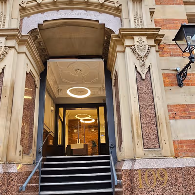 109 Portland Street, Manchester Image 4