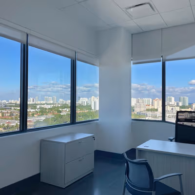 19790 W Dixie Hwy, Aventura Image 2