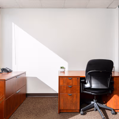 999 West Broadway, Vancouver Image 5