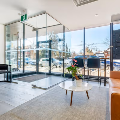 347 Jane St, Toronto Image 1