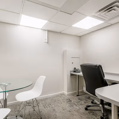 347 Jane St, Toronto Image 4