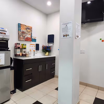 2985 Drew Rd, Mississauga Image 9