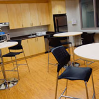 5800 Ambler Dr, Mississauga Image 4