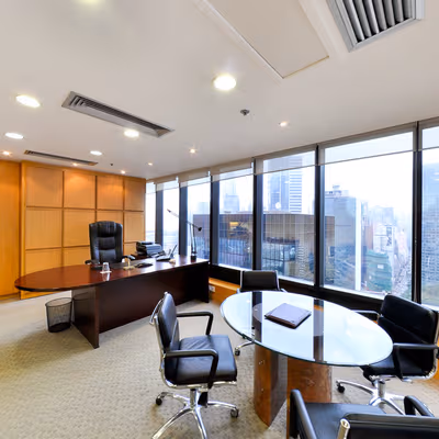 18 Harcourt Road, Admiralty Image 2